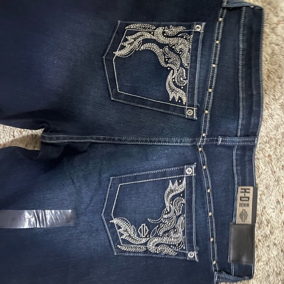 Harley Davidson Curvy Performance Stretch Boot Cut Embellished Jeans - Picture 4 of 4